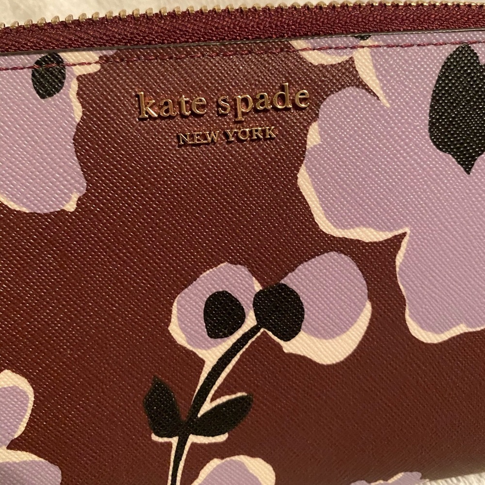 ❗️last call-make offer❗️ Kate Spade large wallet